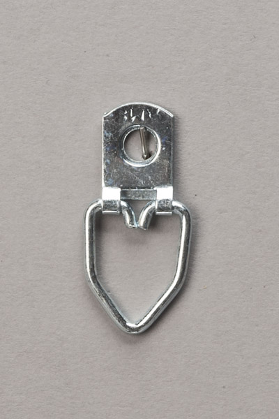 301005